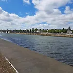 度假居 宏特姆度假屋 *