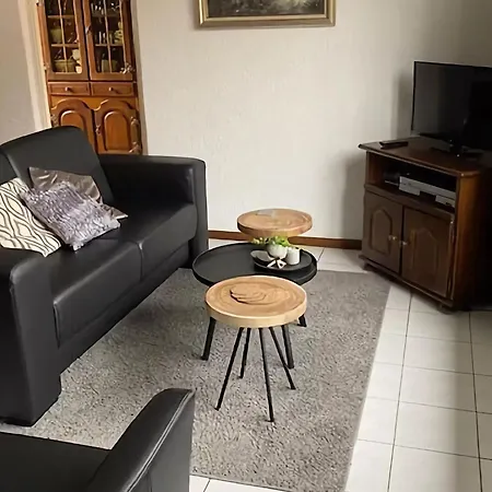 Holiday home Tranquil In *