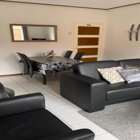 宏特姆度假屋 度假居 *