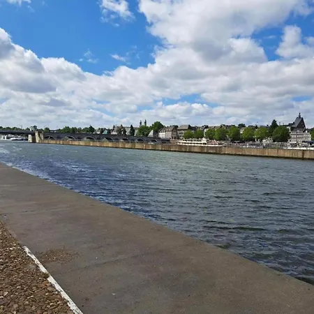 Сasa de vacaciones In Near Maastricht *